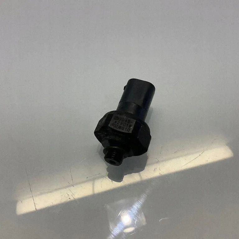 A/C trycksensor OEM A0045429018 för Mercedes-Benz image 2