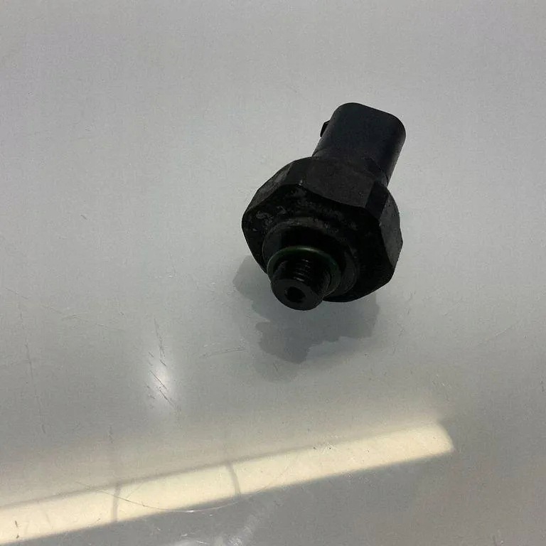 Ilmastointipainetunnistin OEM A0045429018 Mercedes-Benz