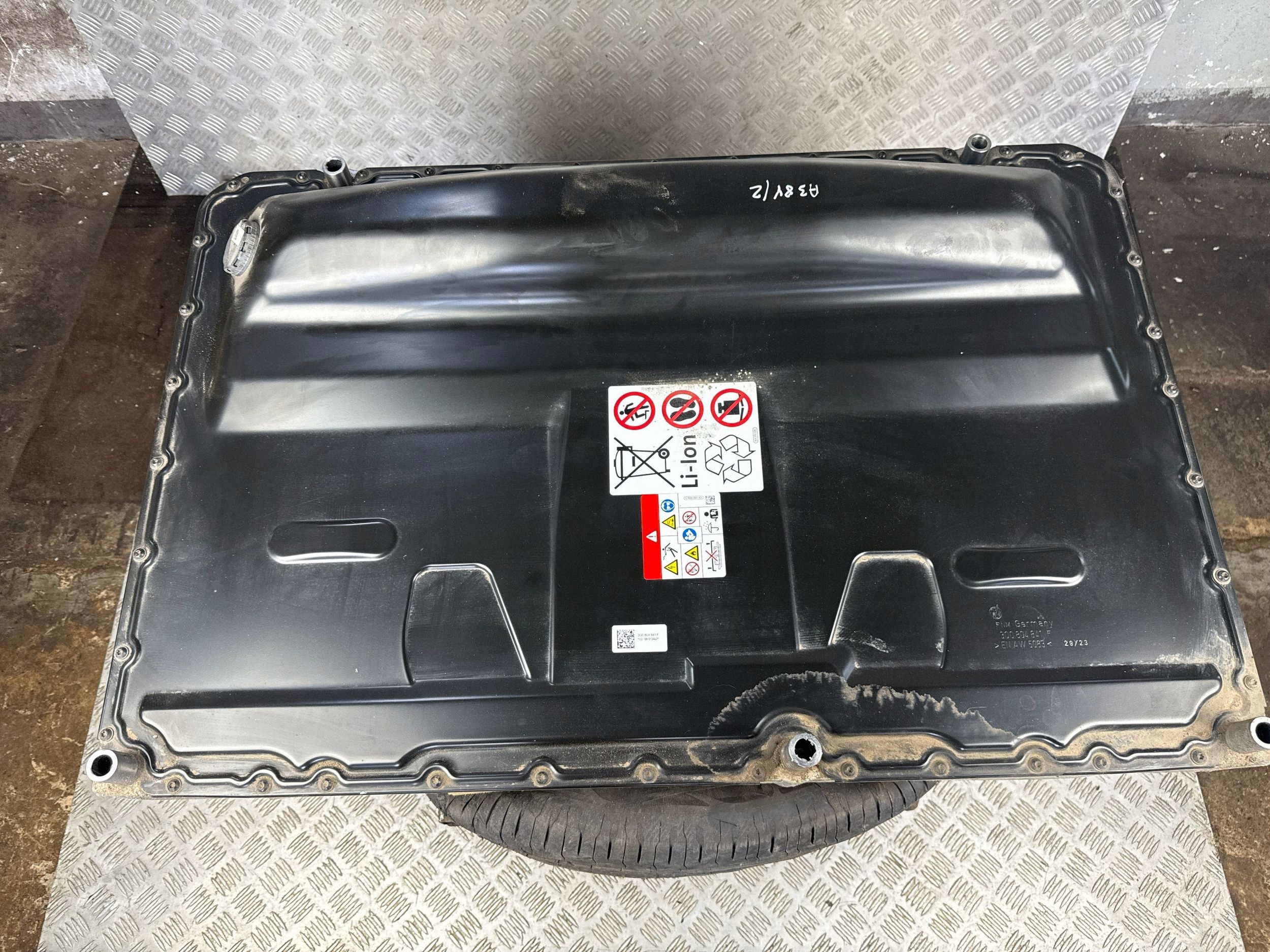 Bateria Cupra usada OEM 5WA915588E 15Ah image 2