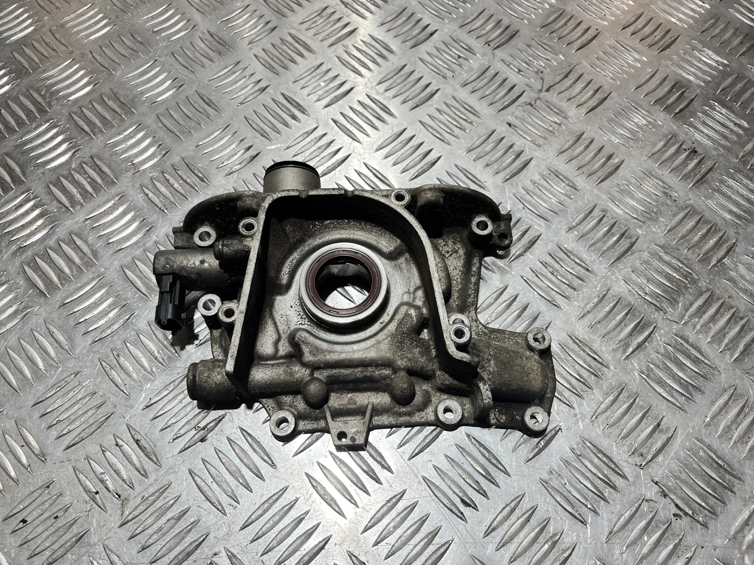 Bomba de óleo Fiat Tipo II 1.6 JTD (55258238) image 2