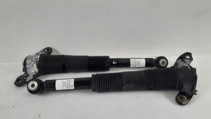 Range Rover Evoque II L551 18- Rear Shock Absorbers K8D2-18080-AB