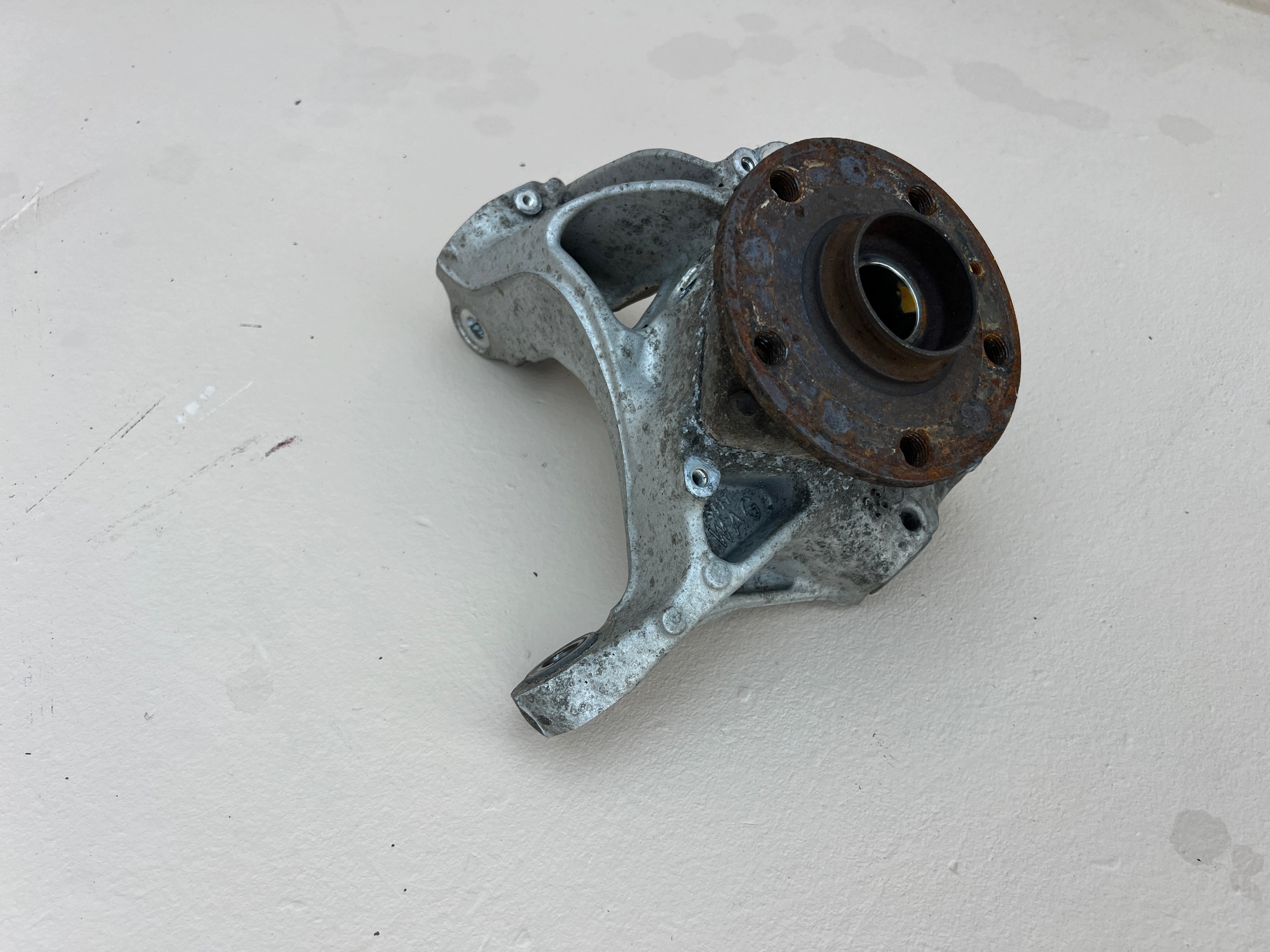 OEM 5Q0407258A Rolamento de Roda Dianteira Esquerda image 3