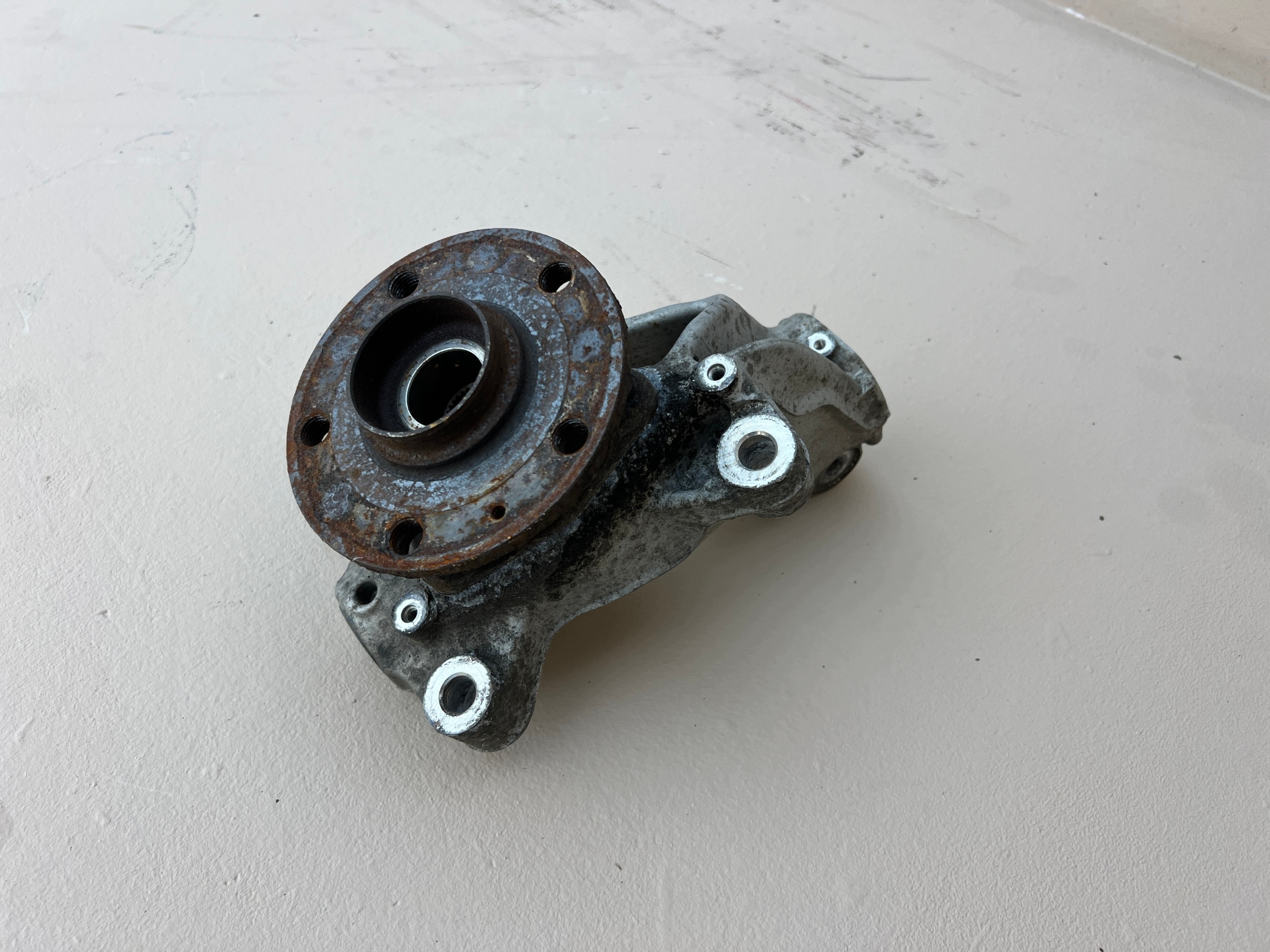 OEM 5Q0407258A Rolamento de Roda Dianteira Esquerda image 4