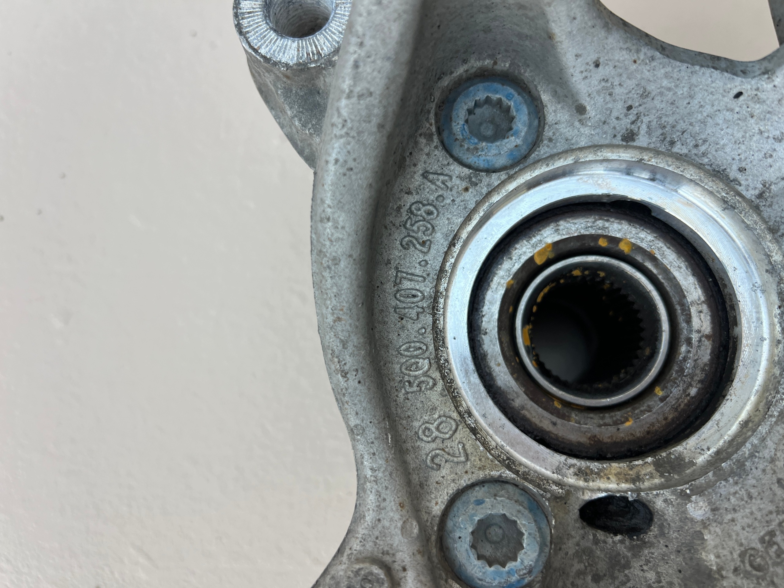 OEM 5Q0407258A Rolamento de Roda Dianteira Esquerda image 8