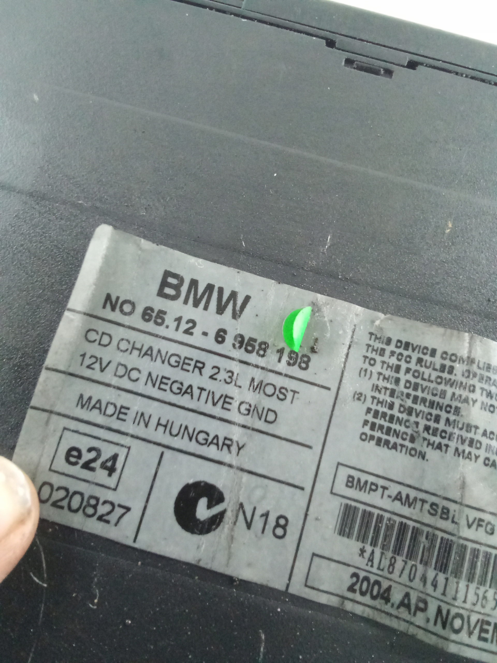 Changer CD BMW OEM 6958198 pour E87 - Occasion image 5