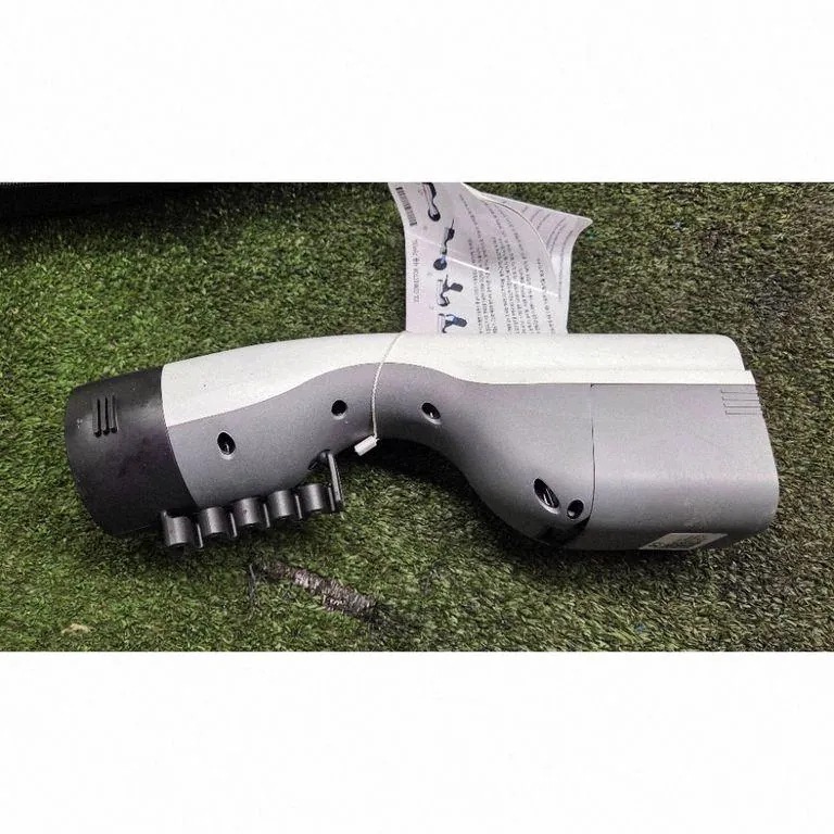 Enchufe de carga Hyundai OEM 916B1GI040HA para IONIQ 5 image 3