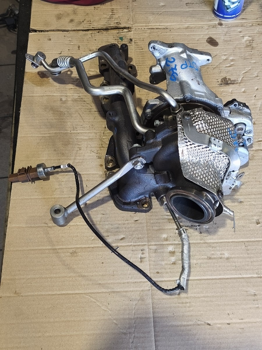 Turbocompresor turbina 05L253019K VW Audi 2.0TDI