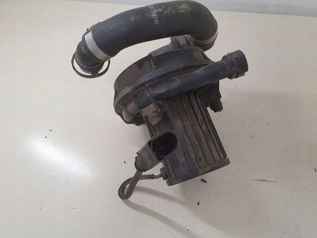 Pneumatische secundaire luchtpomp AUDI A6 A8 RS6 07L959253E image 2