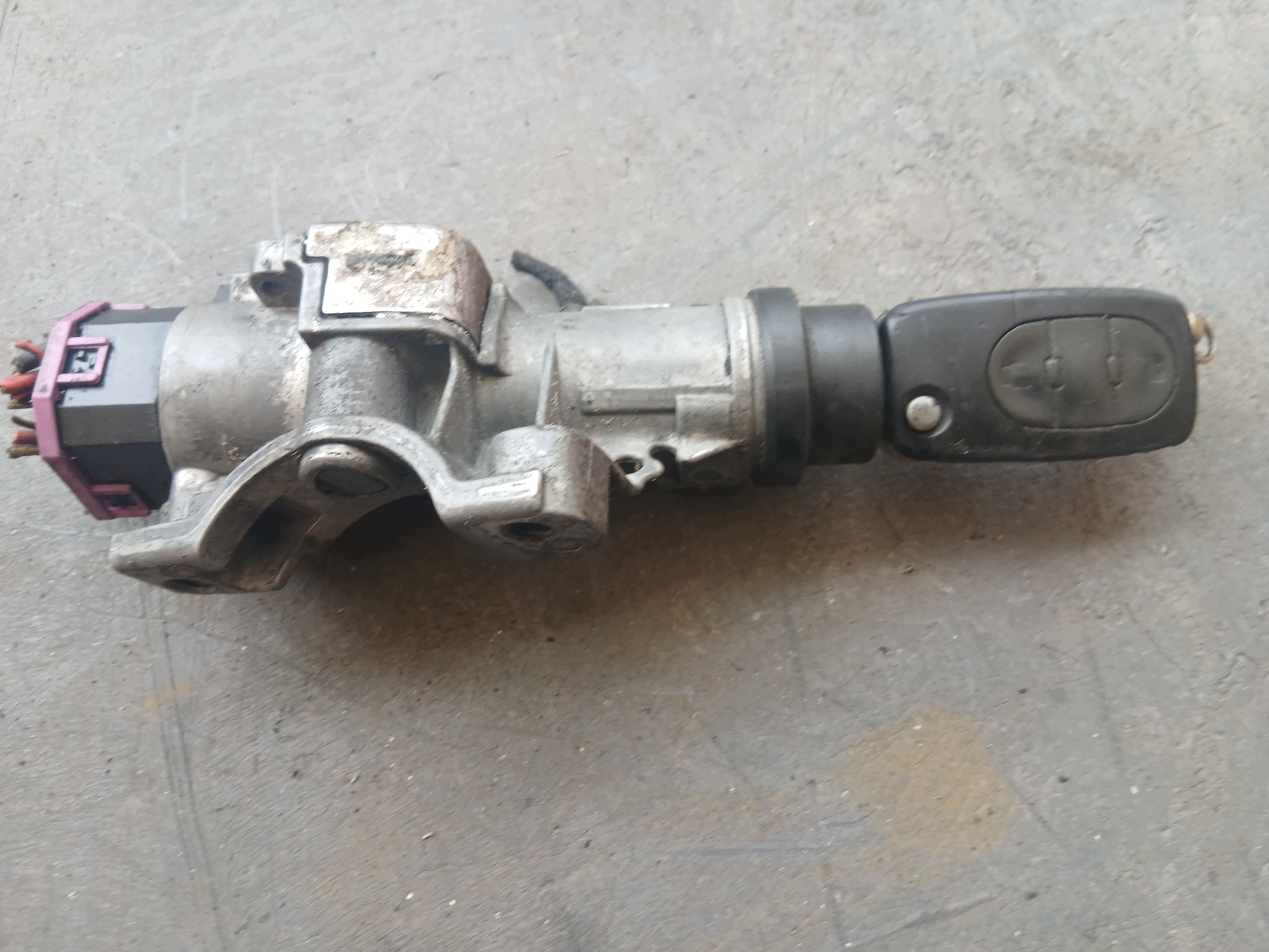 Avainvirta VW PASSAT B5 LIFT 4B0905851G image 2