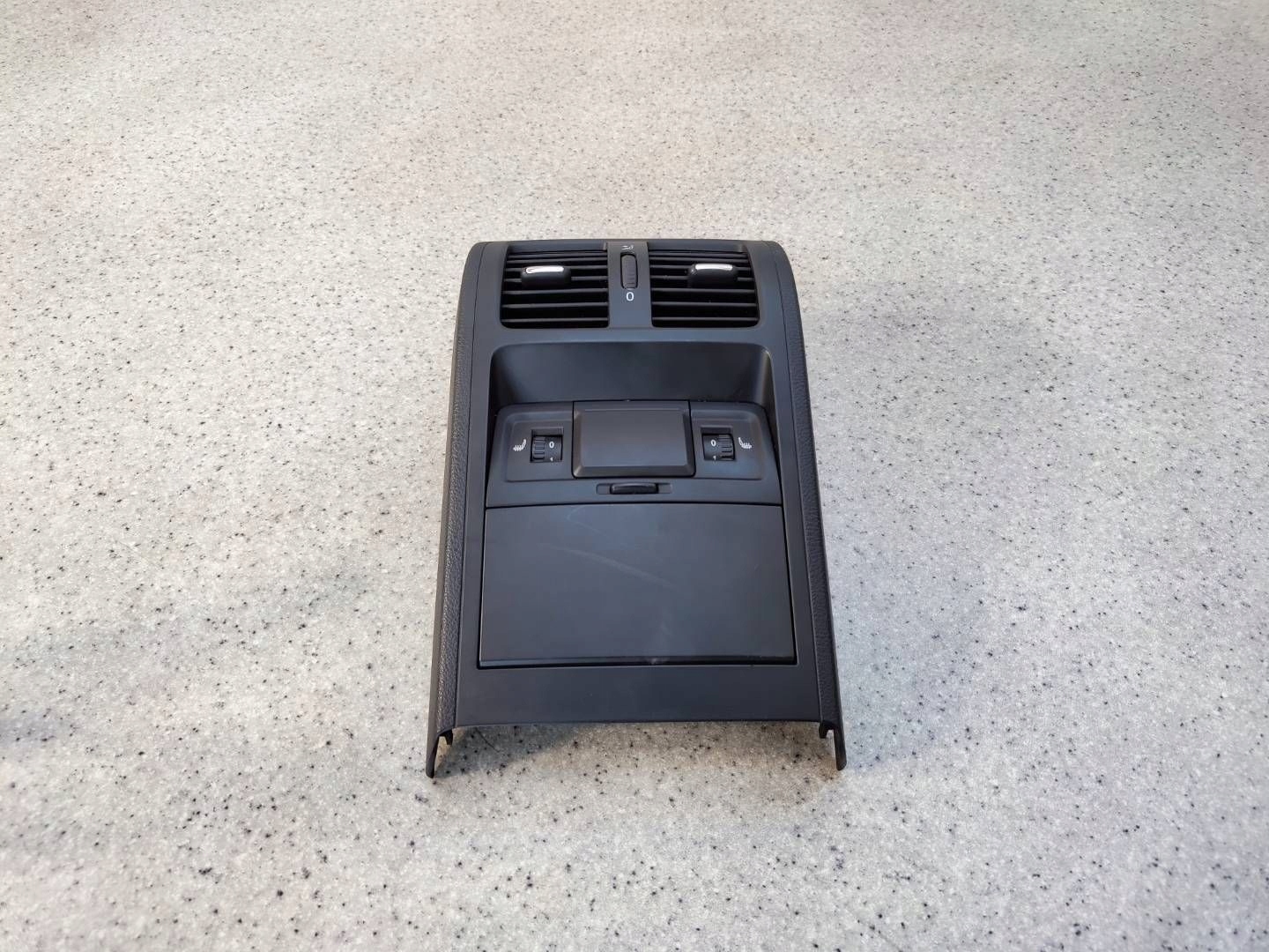 VW PASSAT CC 3C0864298BK REAR STATION
