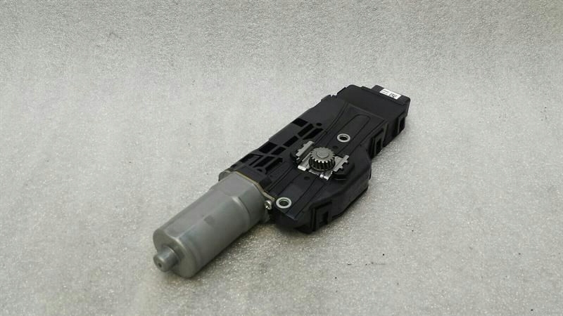 Mercedes-Benz Schiebedachmotor OEM A2139062104 image 3
