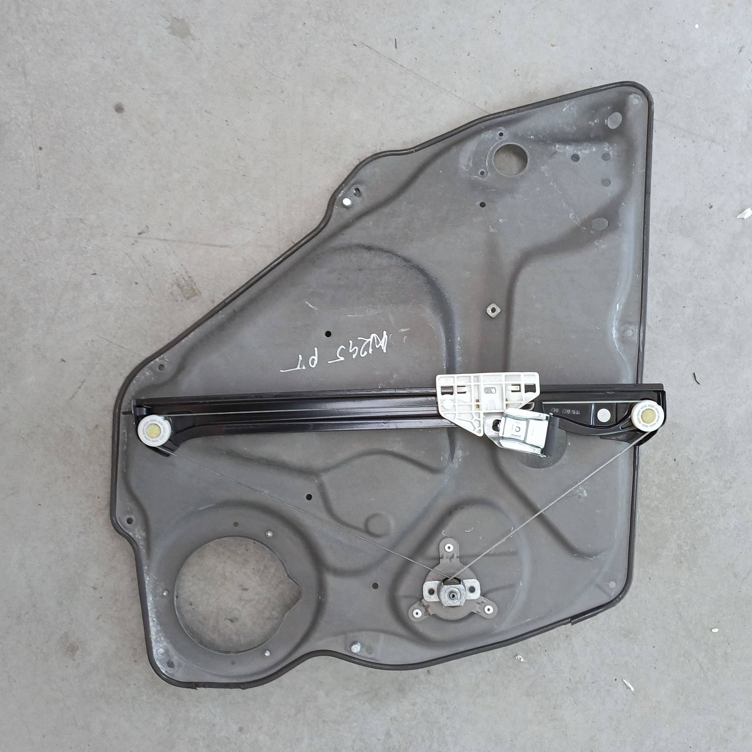 OEM A1697300679 Régulateur de vitre droite arrière image 7