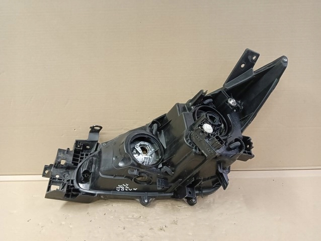 Koplamp rechts Mazda 3 BM 13-17R image 3