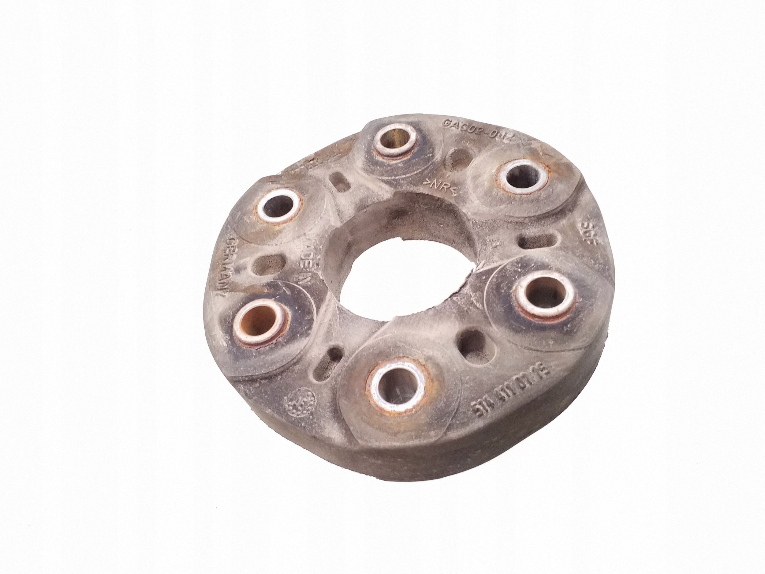 Accouplement d'arbre de transmission OEM 5144110115 Mercedes image 2
