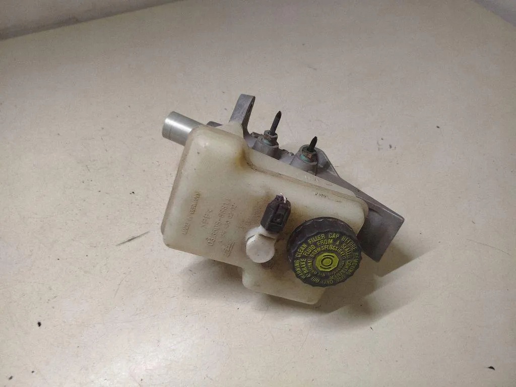 Mercedes-Benz Jarru sylinteri OEM A1644300202