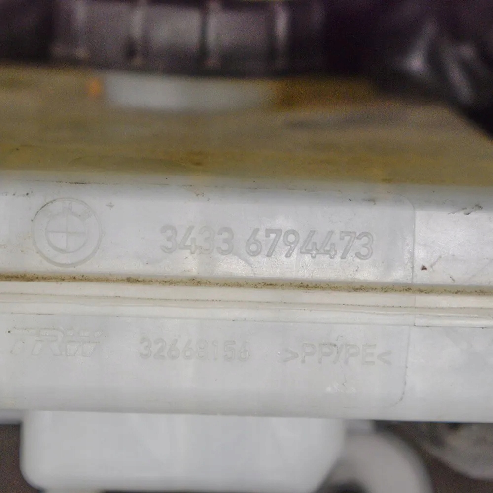 BMW Jarru sylinteri OEM 6794473 X3 F25 2.0L Diesel image 6
