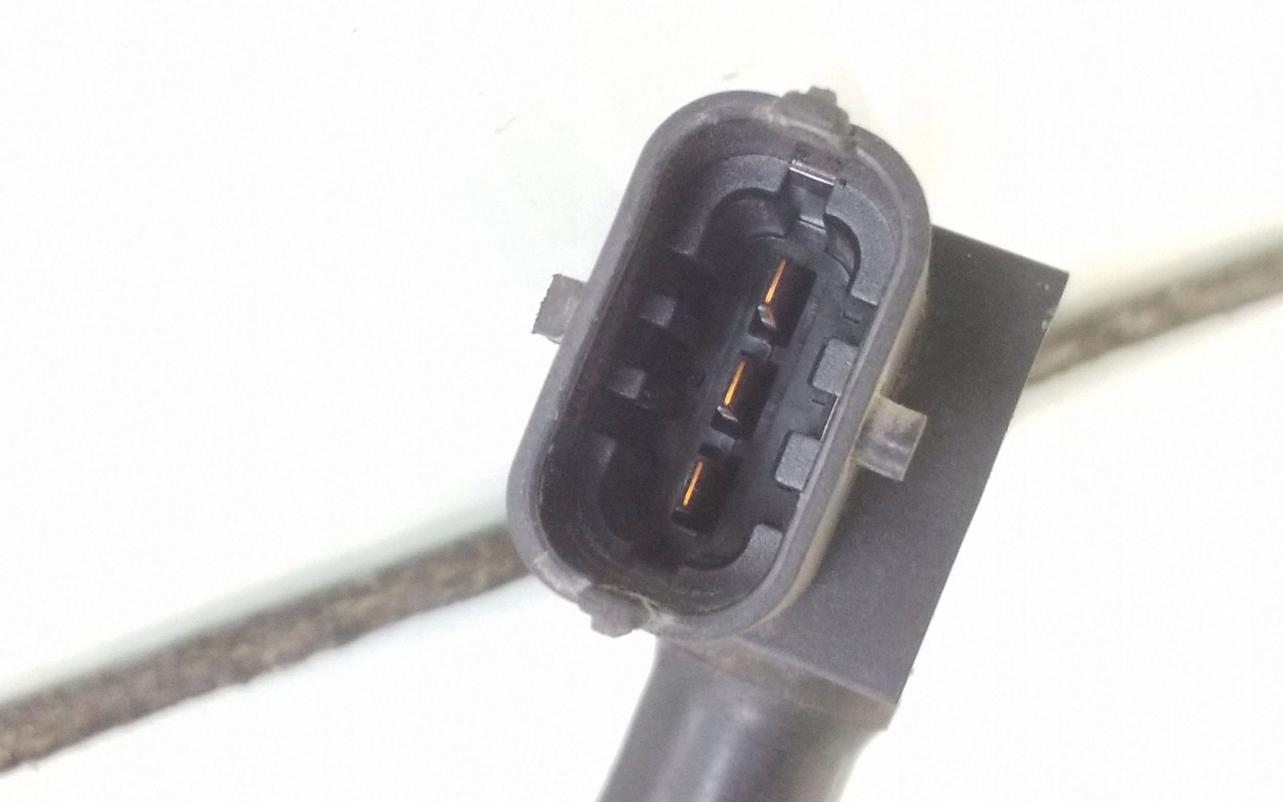 Opel Zafira SRS Airbag Sensor 2006 1.9L 0281002721