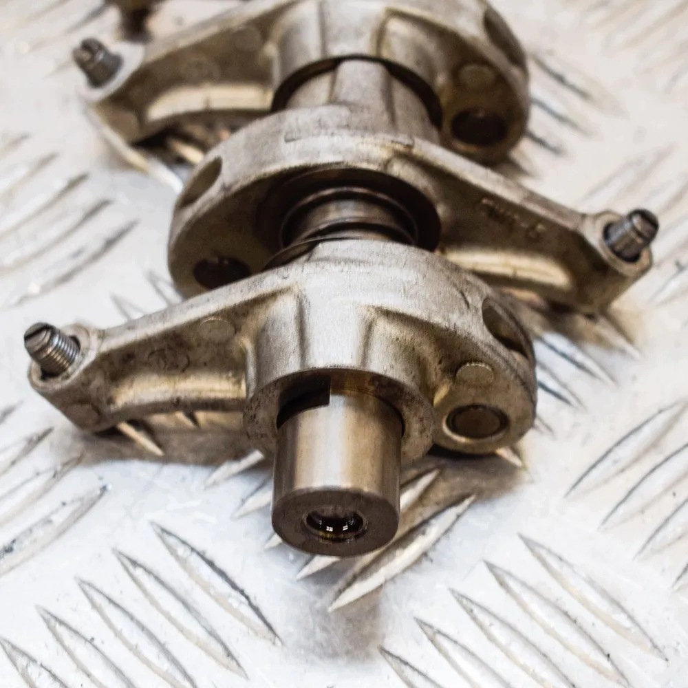 Honda Jazz II takaluukun tuki OEM 14631PWA000