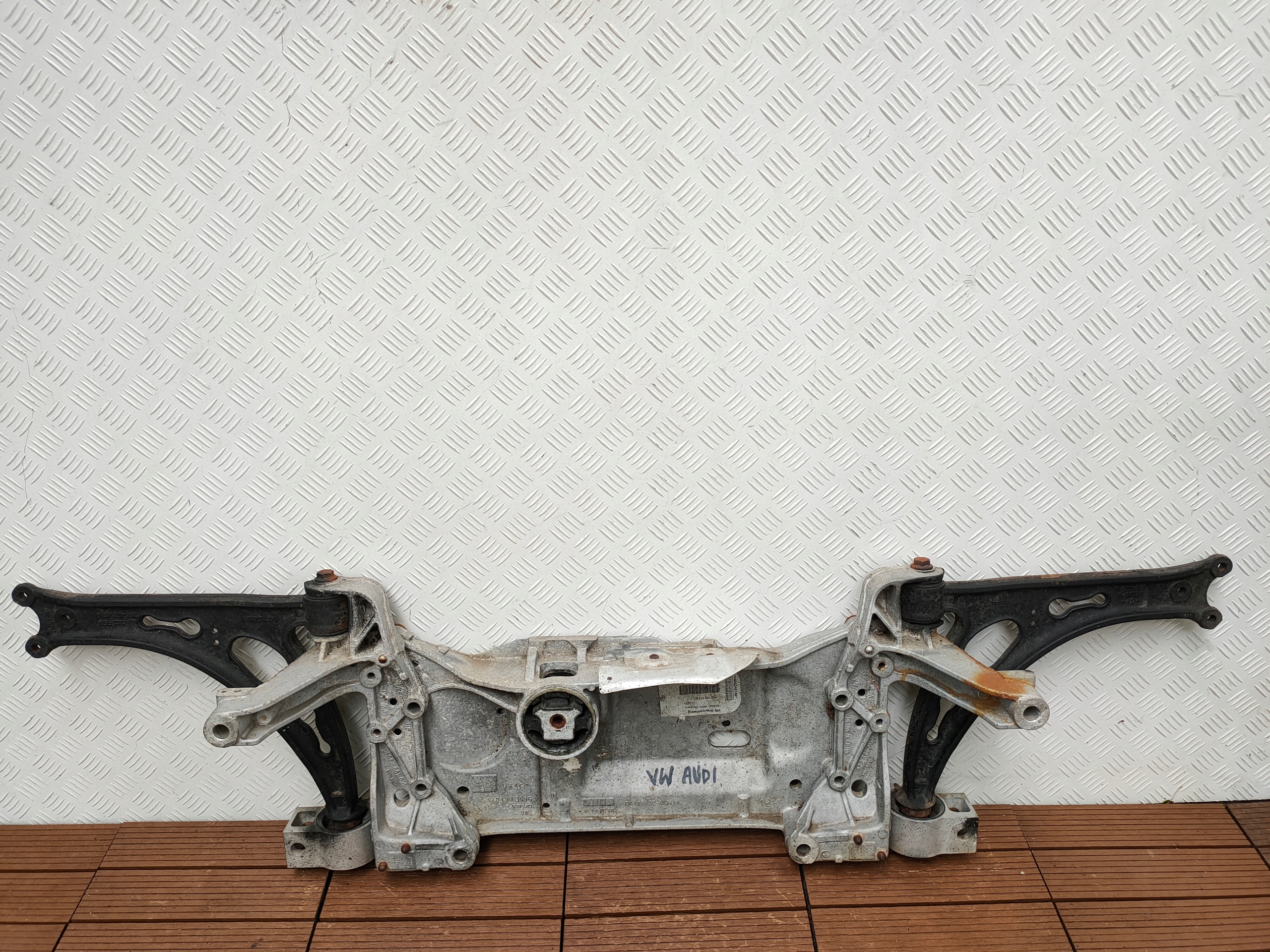 VW JETTA VI 5C GOLF VI 10-18 2.0 TDI motorsteun draagarmen 1K0199313H
