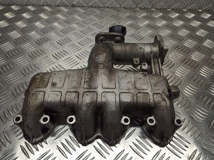 Coletor de admissão Skoda Fabia I 1.9 TDI 038129713