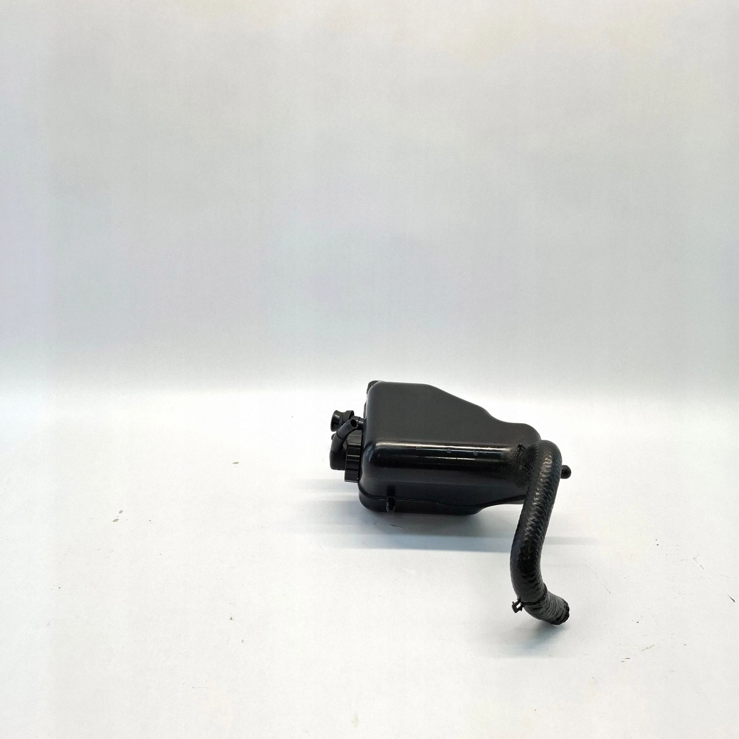 Mercedes ABC-ophangingsvloeistoftank OEM A2303200014 image 2