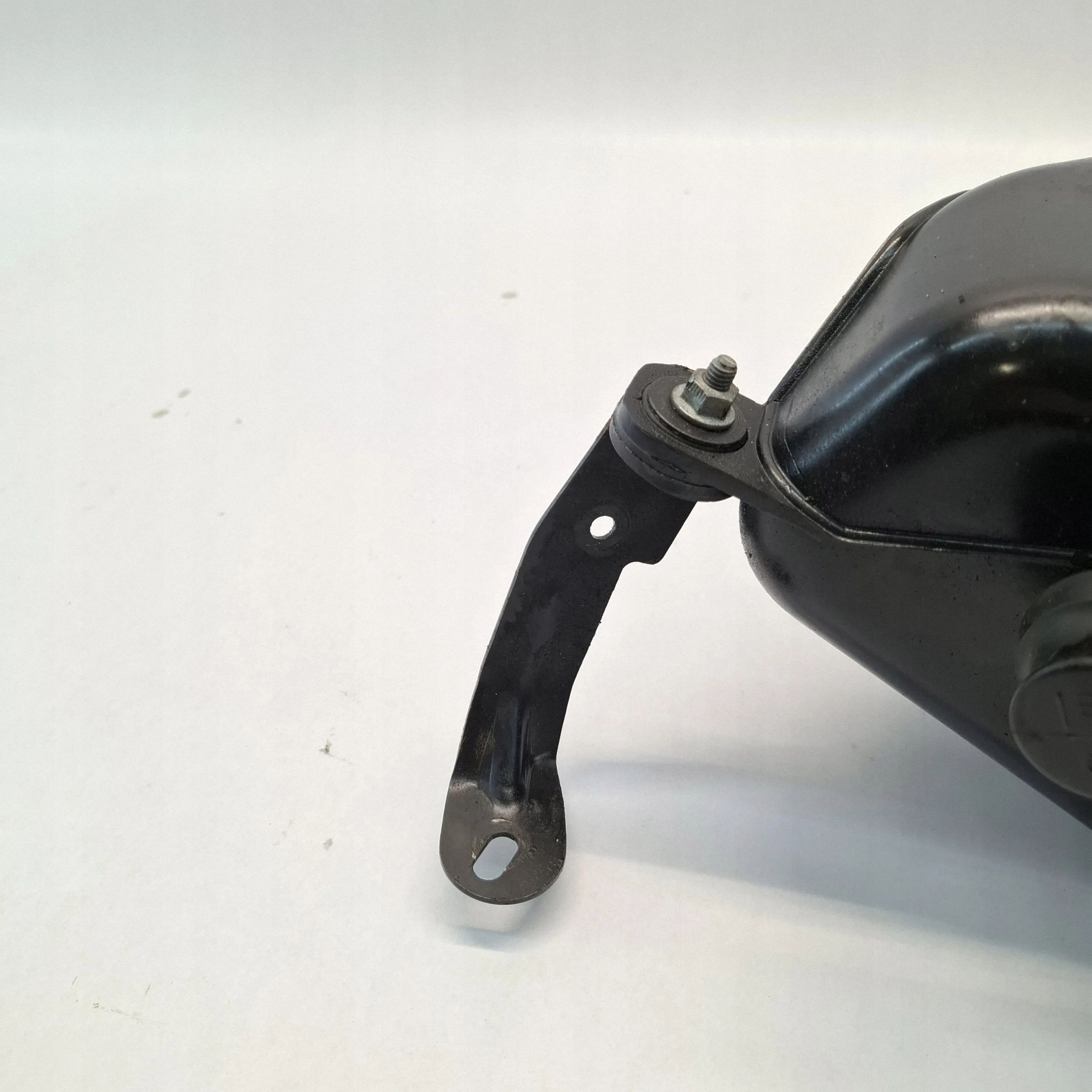 Mercedes ABC-ophangingsvloeistoftank OEM A2303200014 image 4