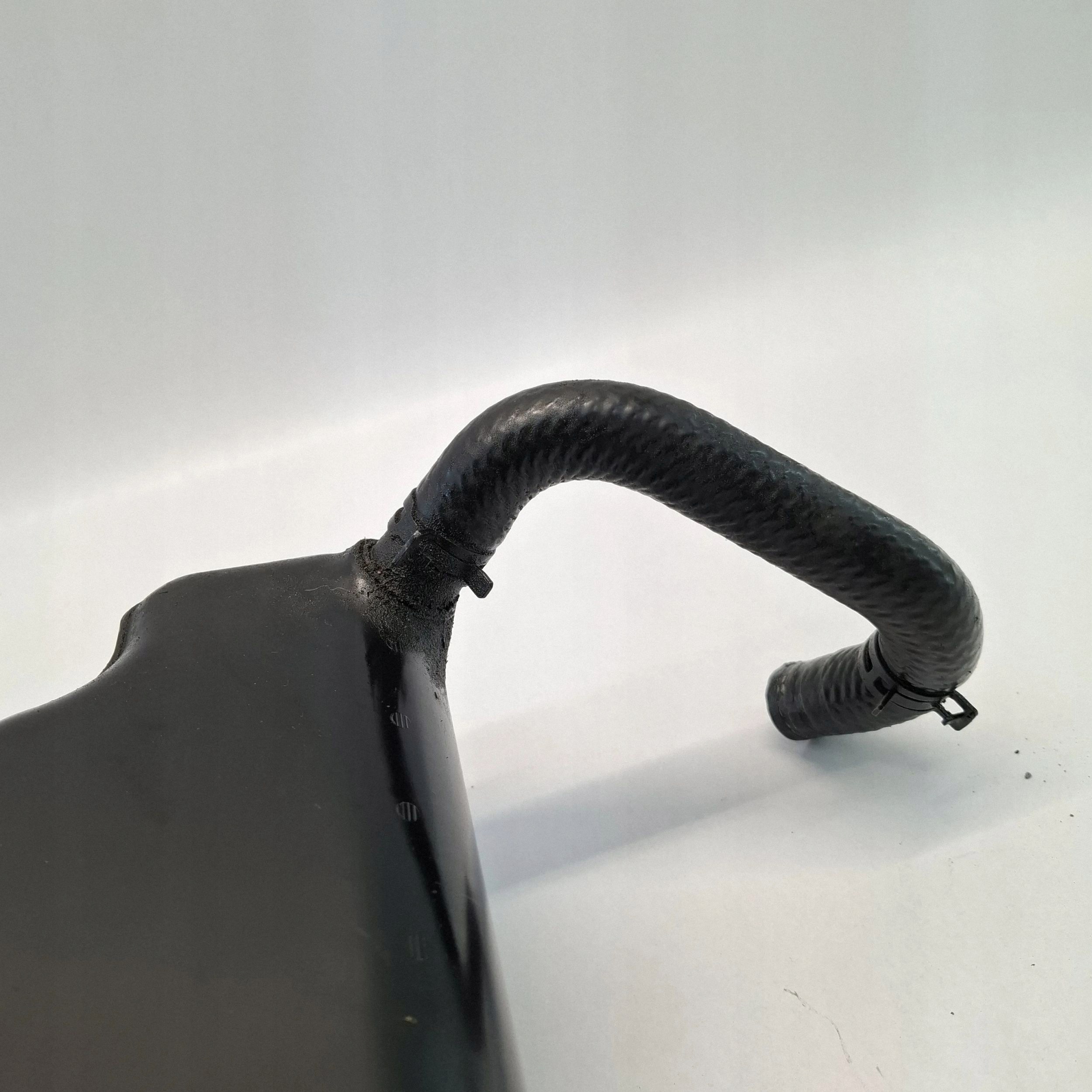 Mercedes ABC-ophangingsvloeistoftank OEM A2303200014 image 5