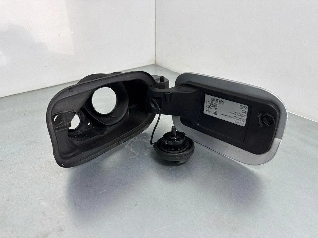 Tankklappe OEM 4M0809906 für Audi Q7 4M 2018 image 5
