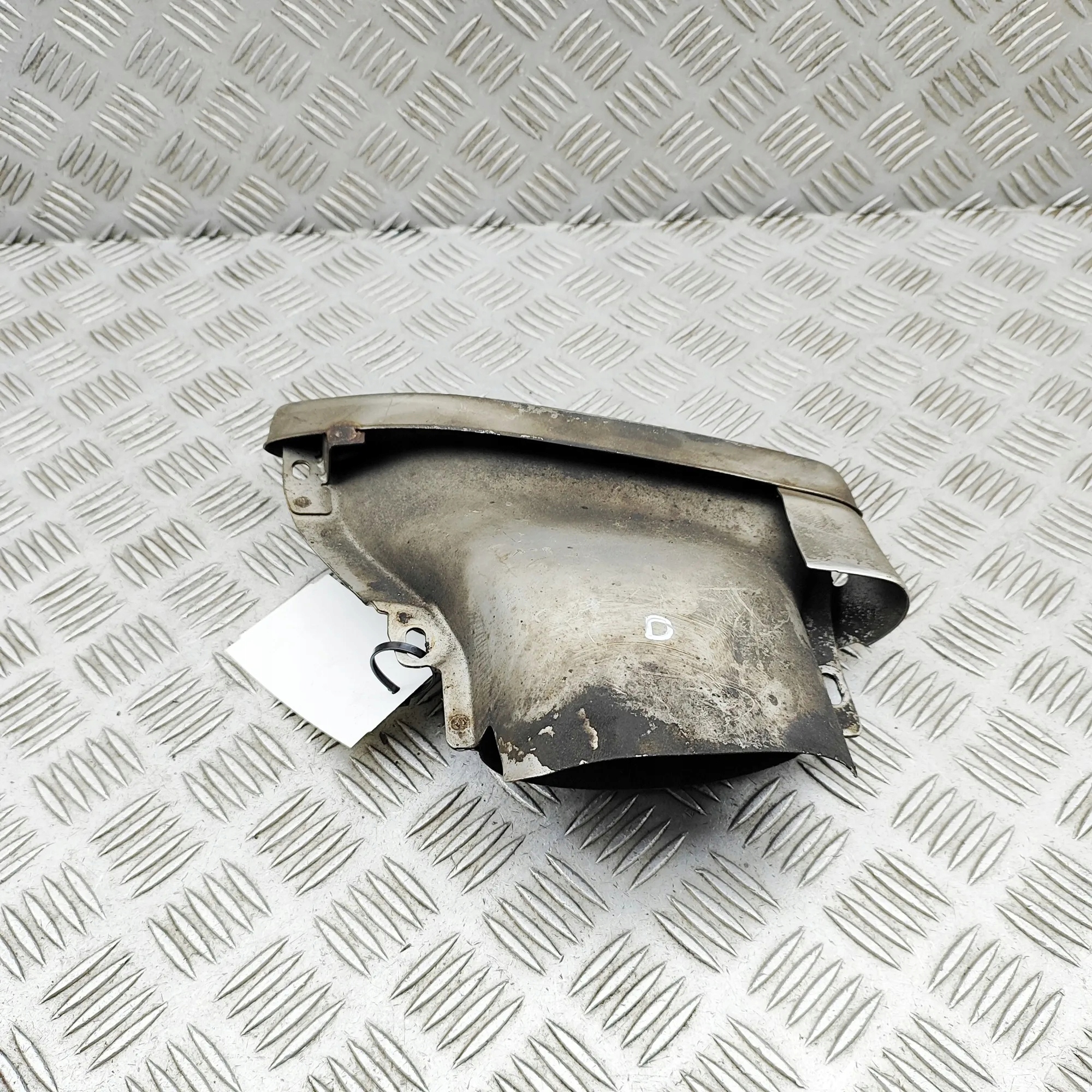 Ponta de escape Mercedes-Benz OEM A2054900400 Usado image 3