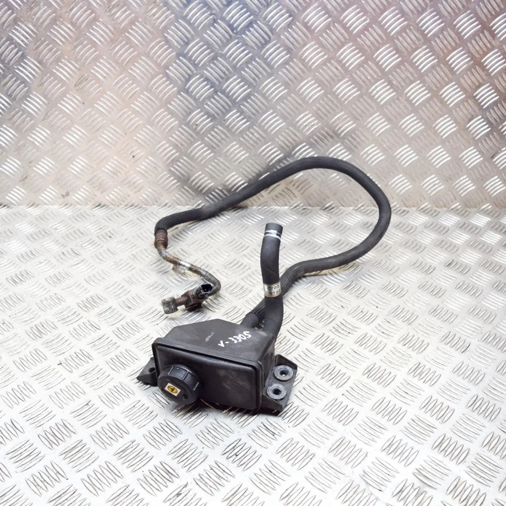 OEM 670006577 Ohjausnesteastia - Maserati