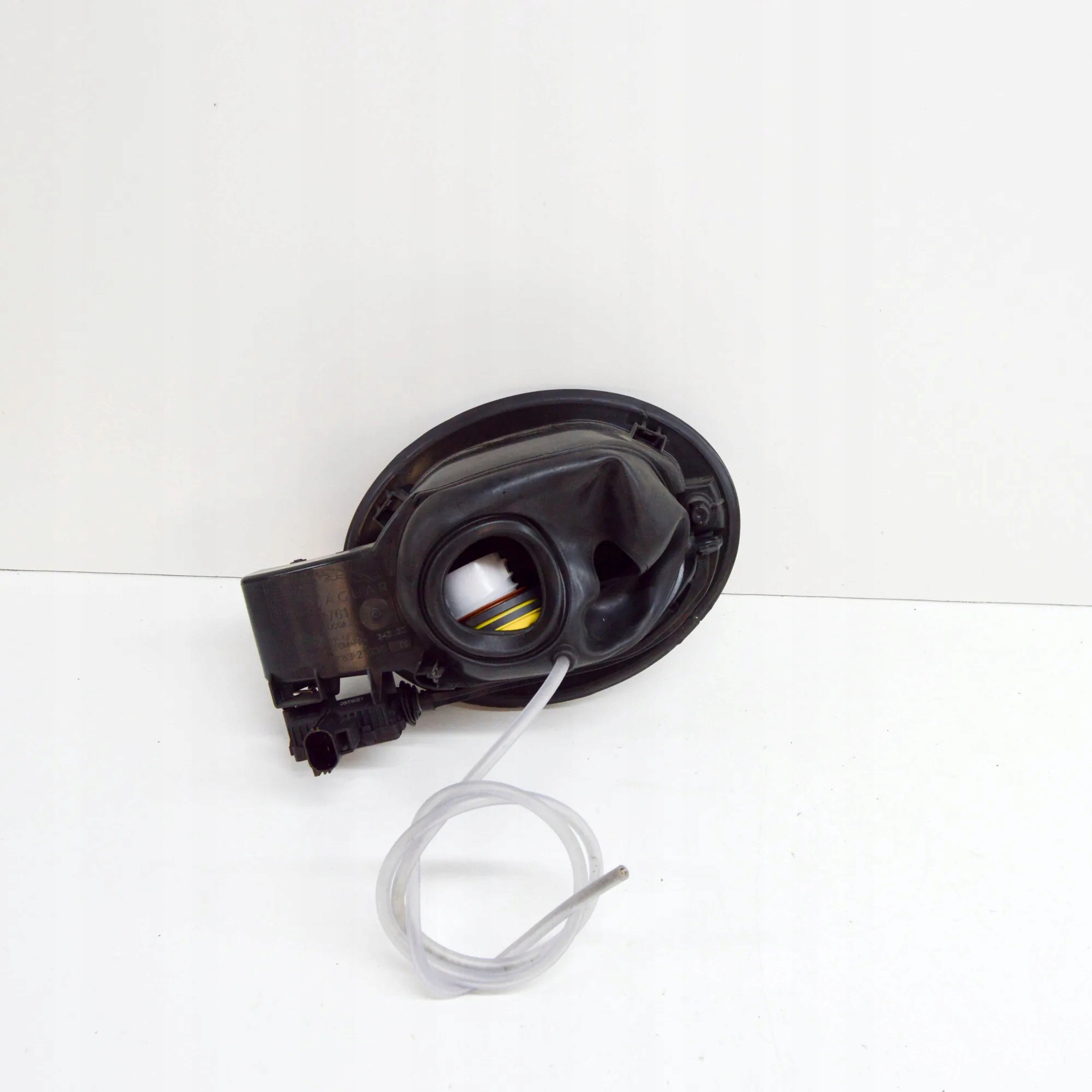 Kraftstoffklappe HK8327936CD für Jaguar F-PACE 2.0L image 3