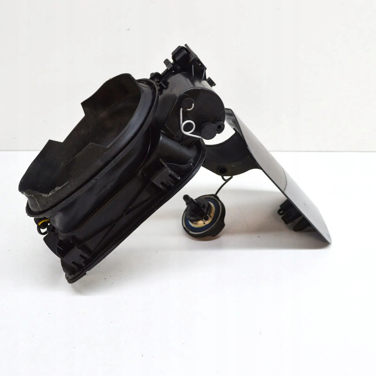 Tankklappe OEM 7350775 für BMW 3er F30/F80 image 6