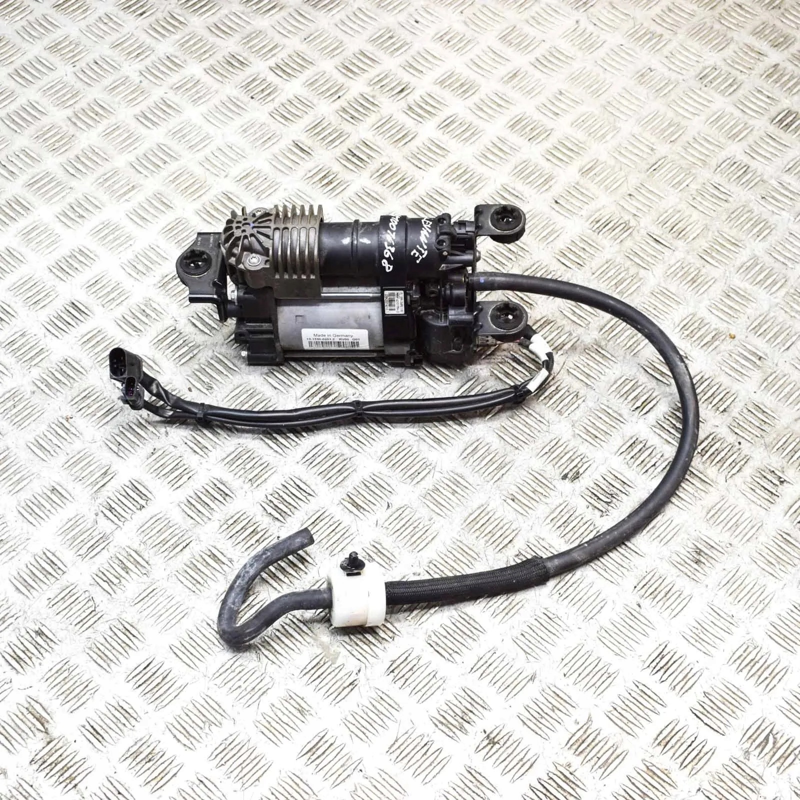 Compresor Maserati Levante SUV OEM 15155002012 image 2