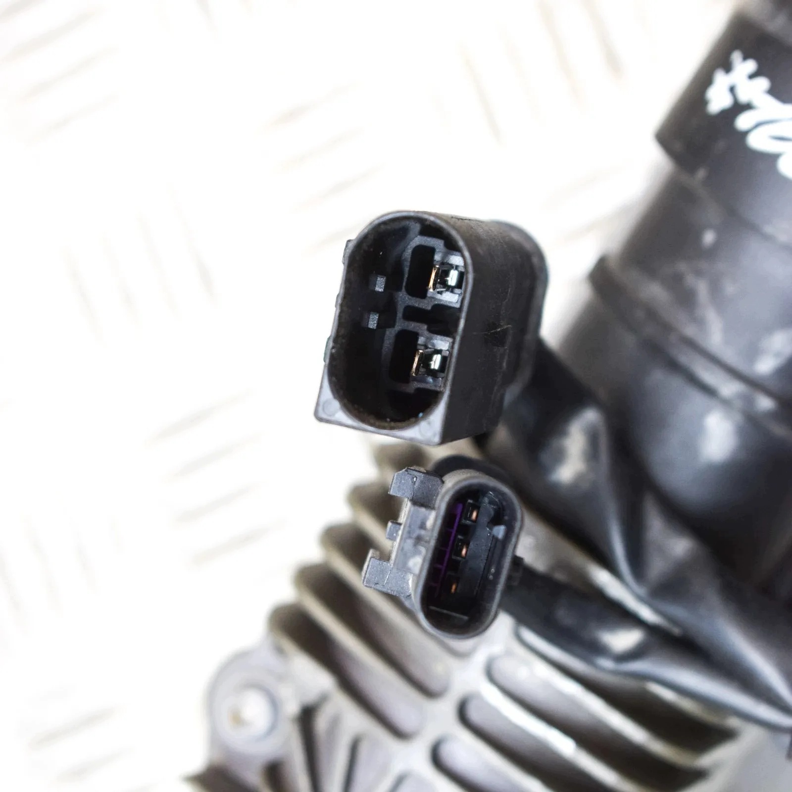 Compresor Maserati Levante SUV OEM 15155002012 image 4