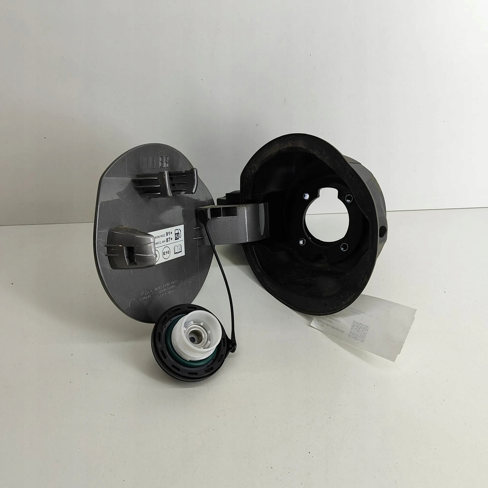 Hyundai IONIQ Bränslelucka OEM 69513G2000 - Begagnad image 2