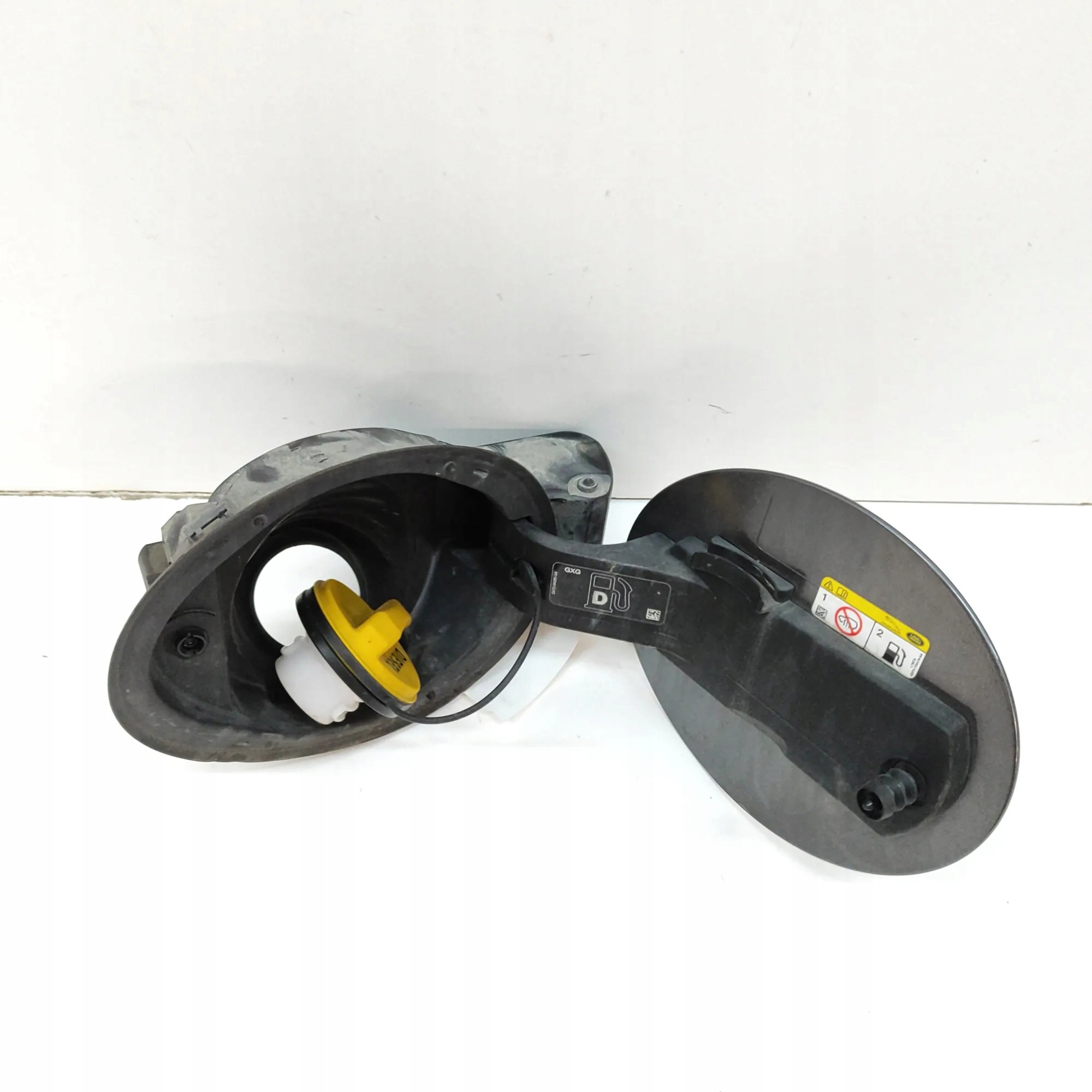 Polttoainesäiliön kansi Land Rover OEM HY3227936BB
