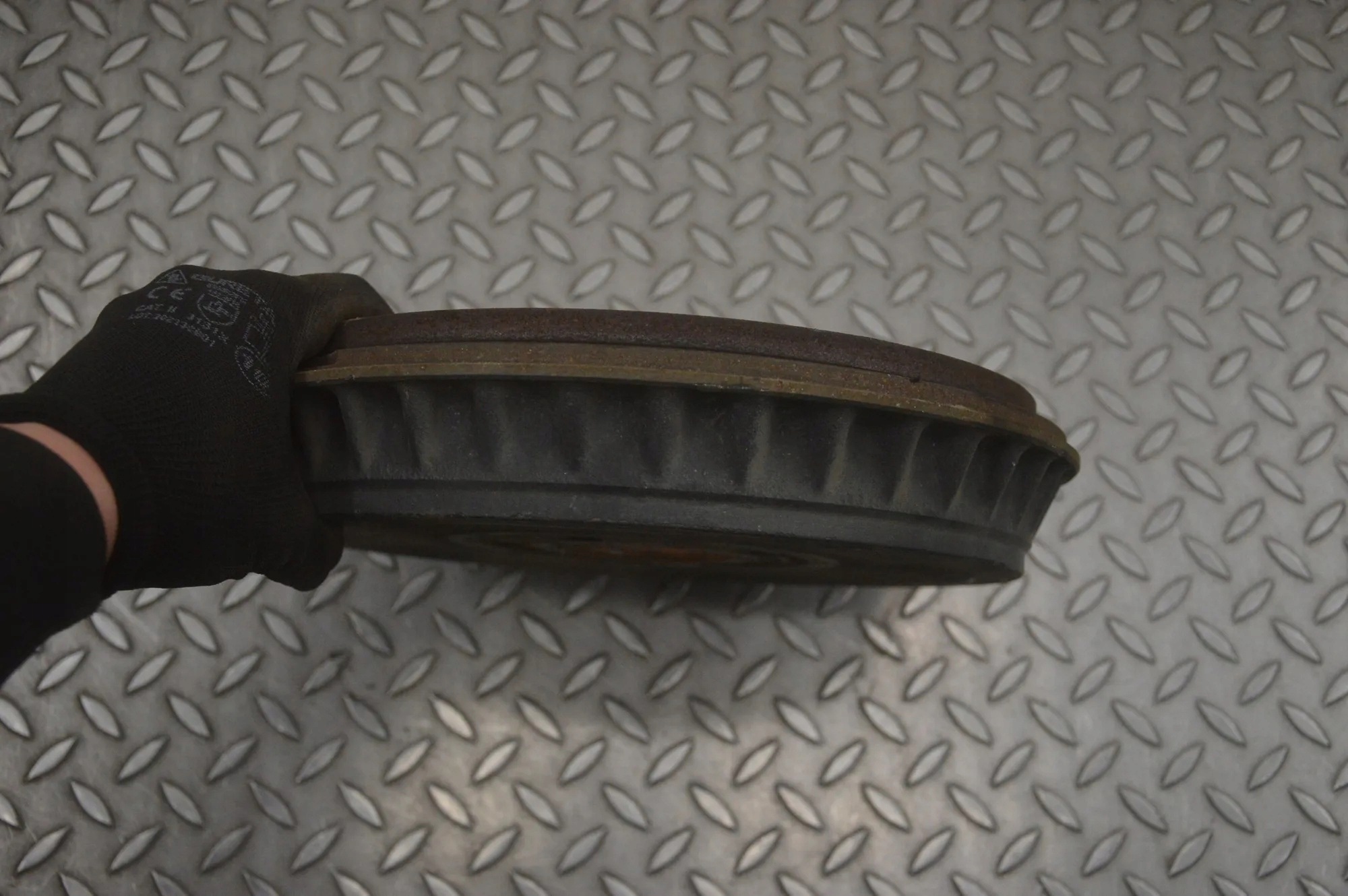 Taka-oikea jarrupalje OEM 1EA609617D VW ID.3 image 3