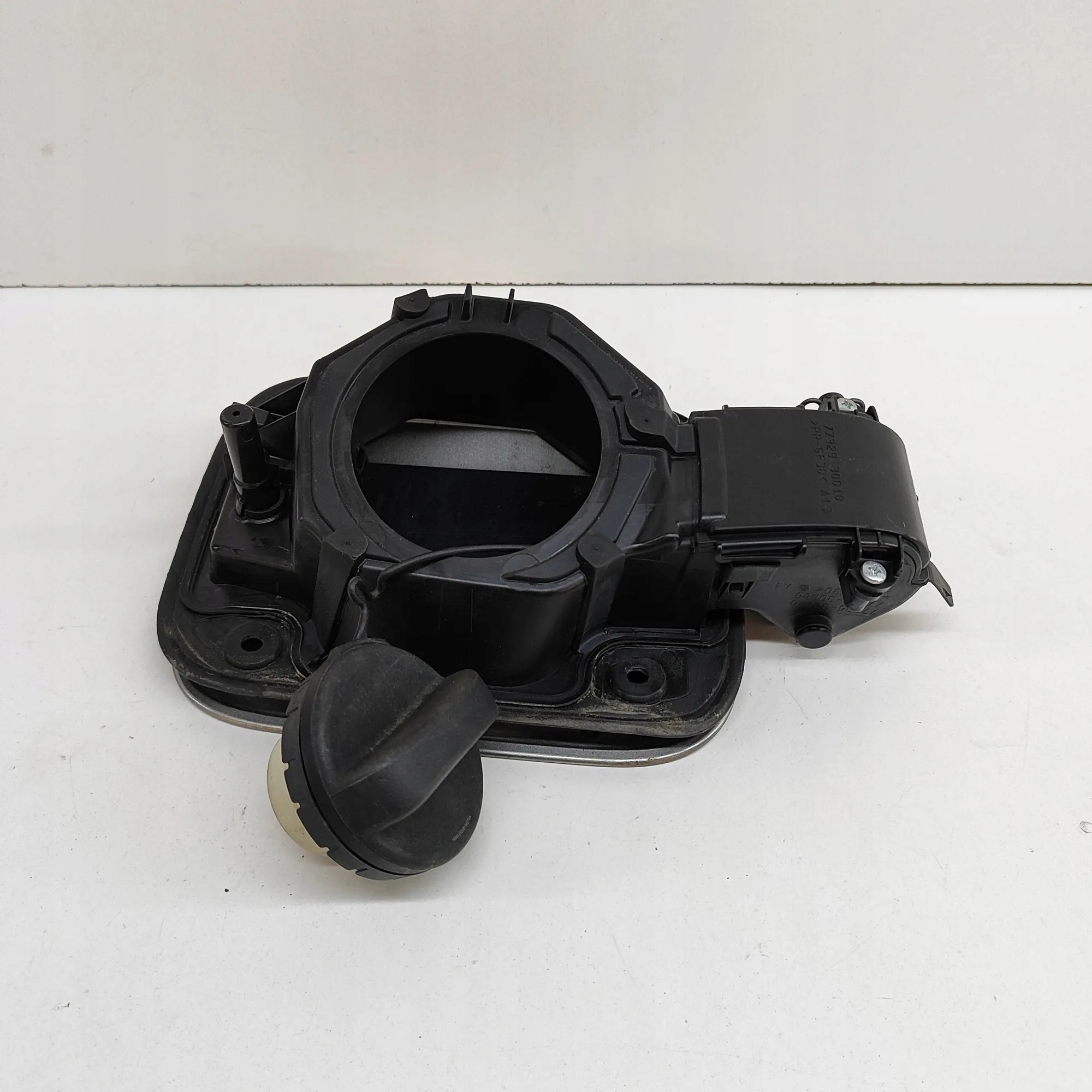 Bränsletankslock OEM 7732930010 för Lexus GS 2.5L image 5
