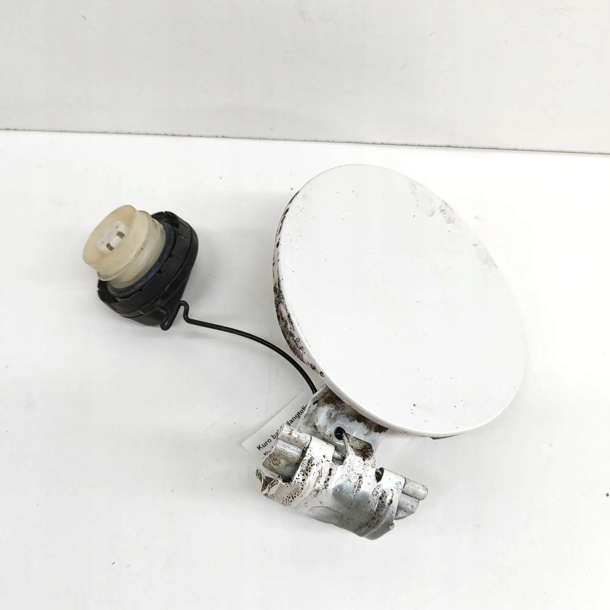 Tankklappe OEM 7735047040 für Toyota Prius Plus image 3