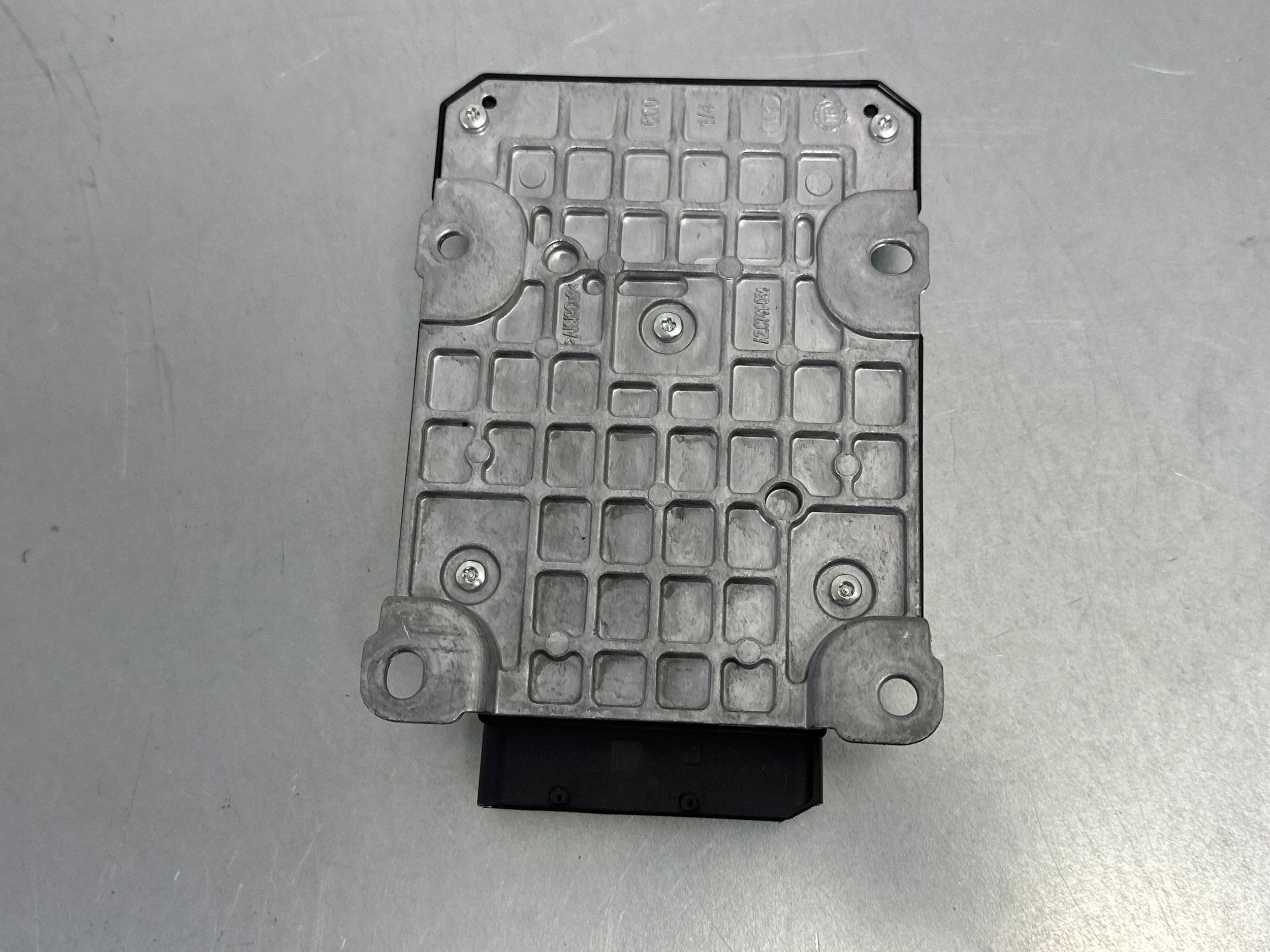 Ophangingregelaar Audi A5 Sportback OEM 8W0907777C image 3