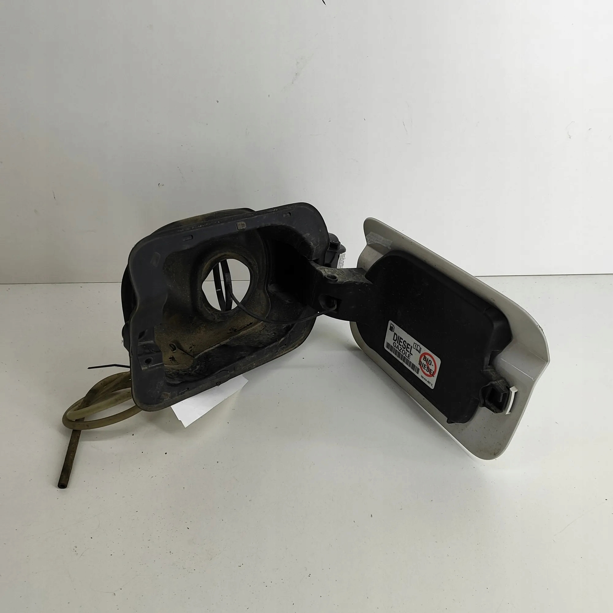 Bränsletankslock OEM 5F9809905D för SEAT Leon 5F1 image 7