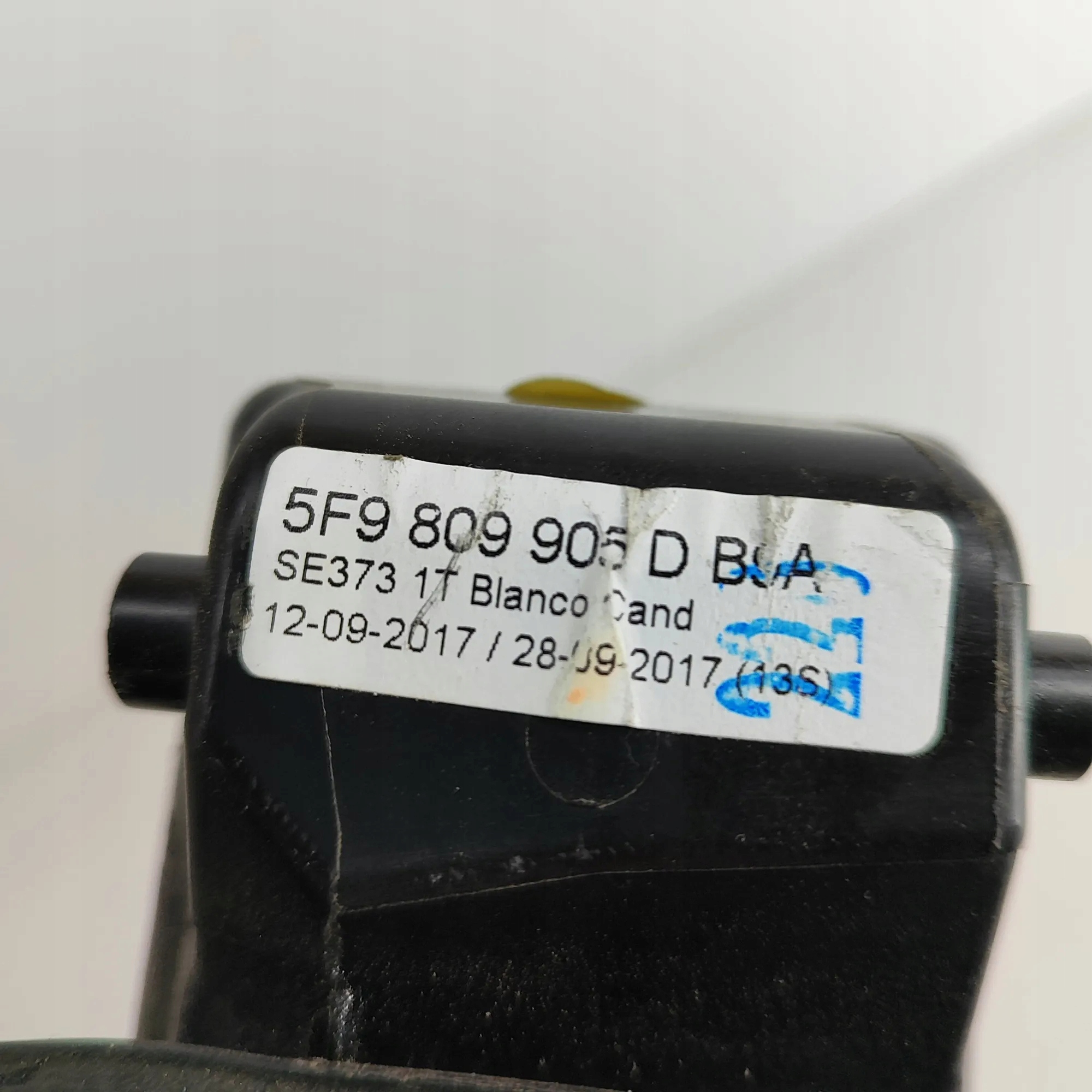 Bränsletankslock OEM 5F9809905D för SEAT Leon 5F1 image 9