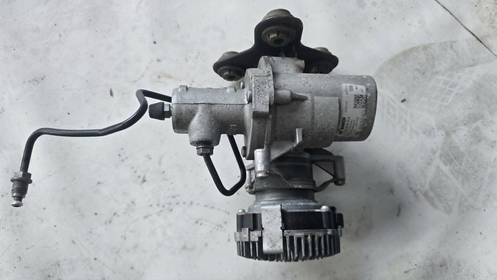 Bromscylinder OEM 0132018016 för VW Golf VII image 2