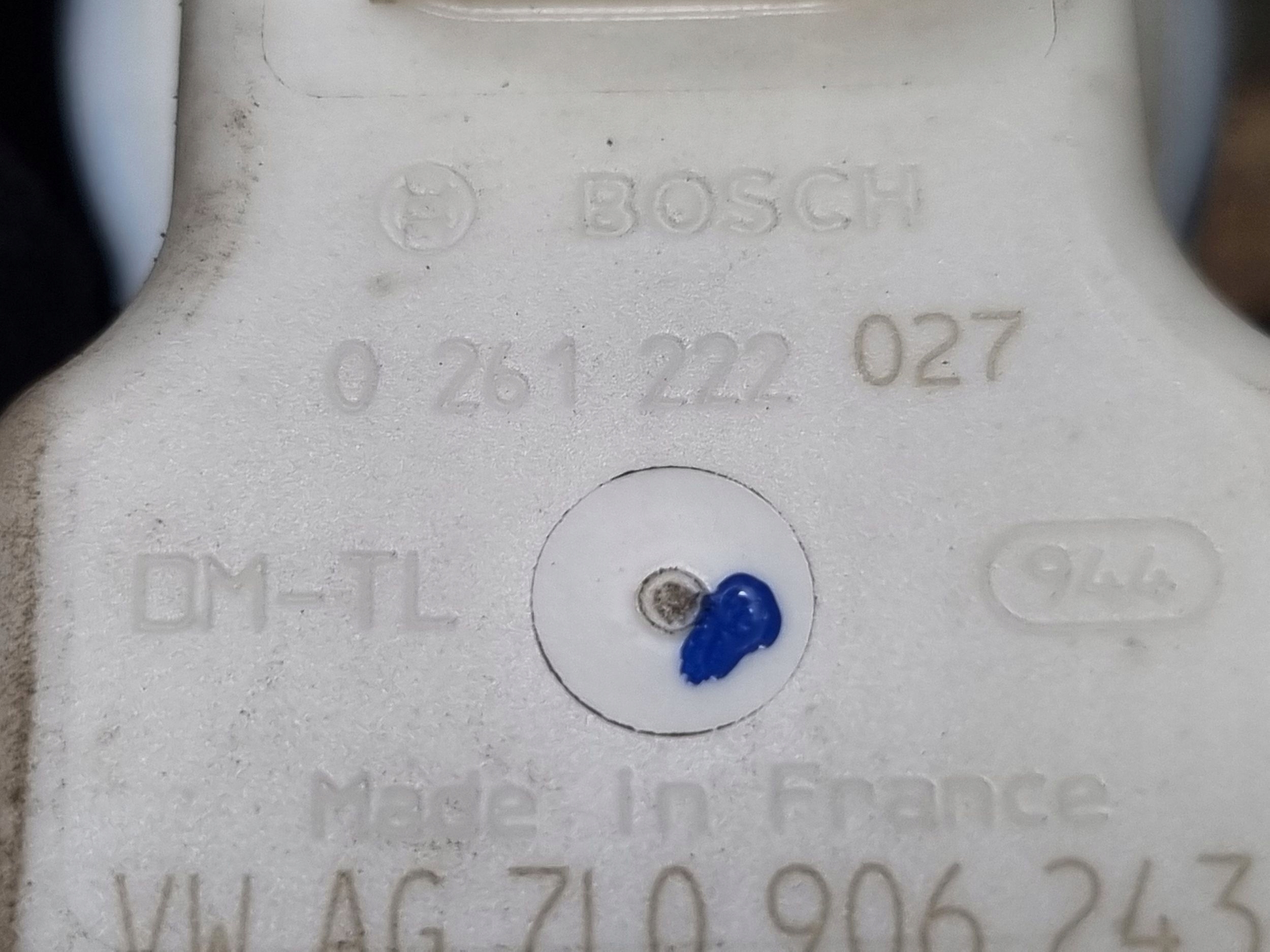 2020 VW Arteon Fuel Vapor Canister 3Q0201801B image 10