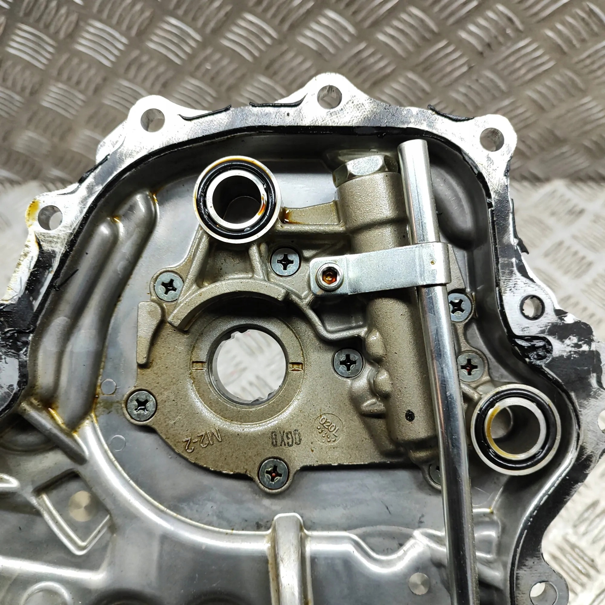 Couvercle de chaîne de distribution Hyundai OEM 2135003HA0 image 5
