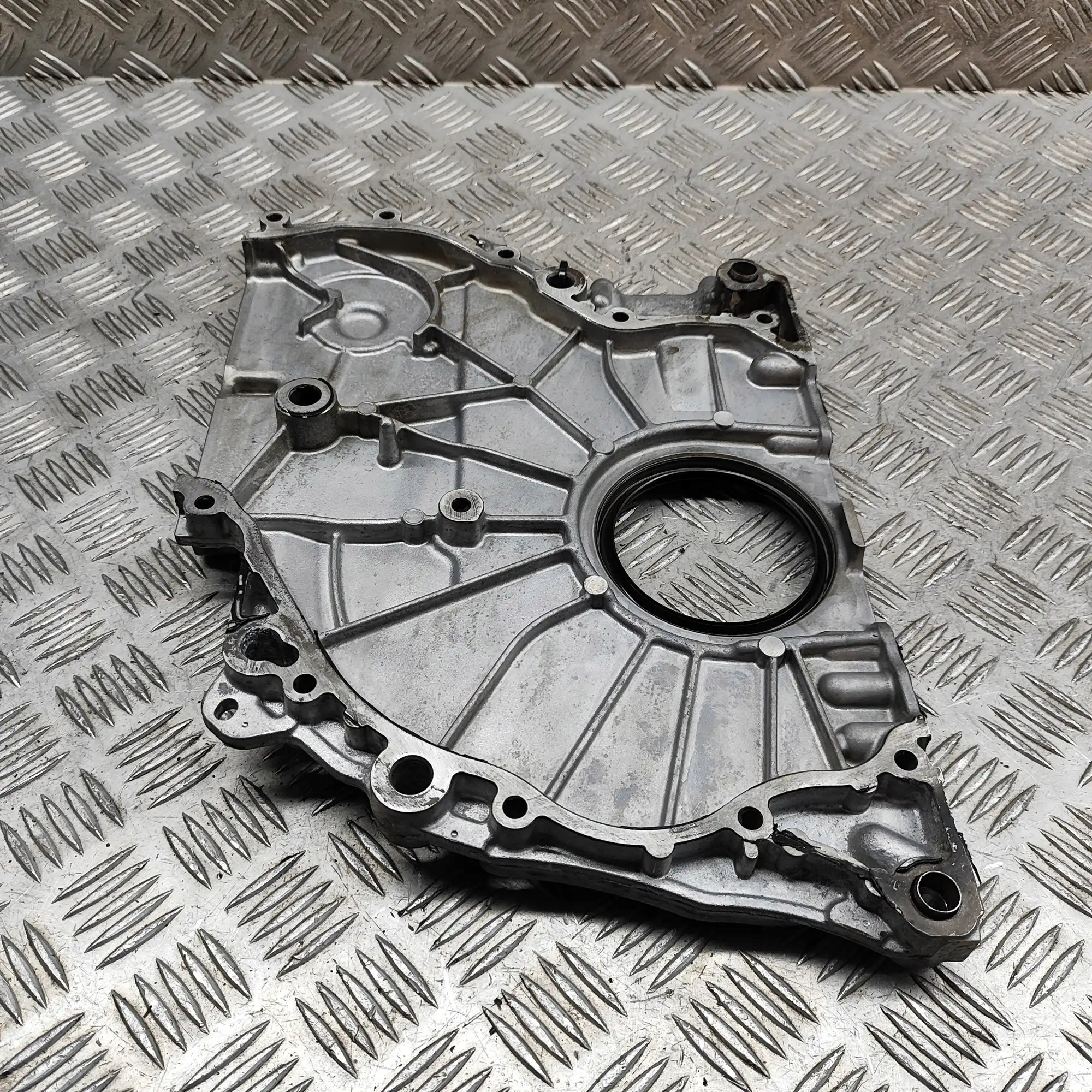 Jakoketjun kansi OEM 8573139 BMW:lle