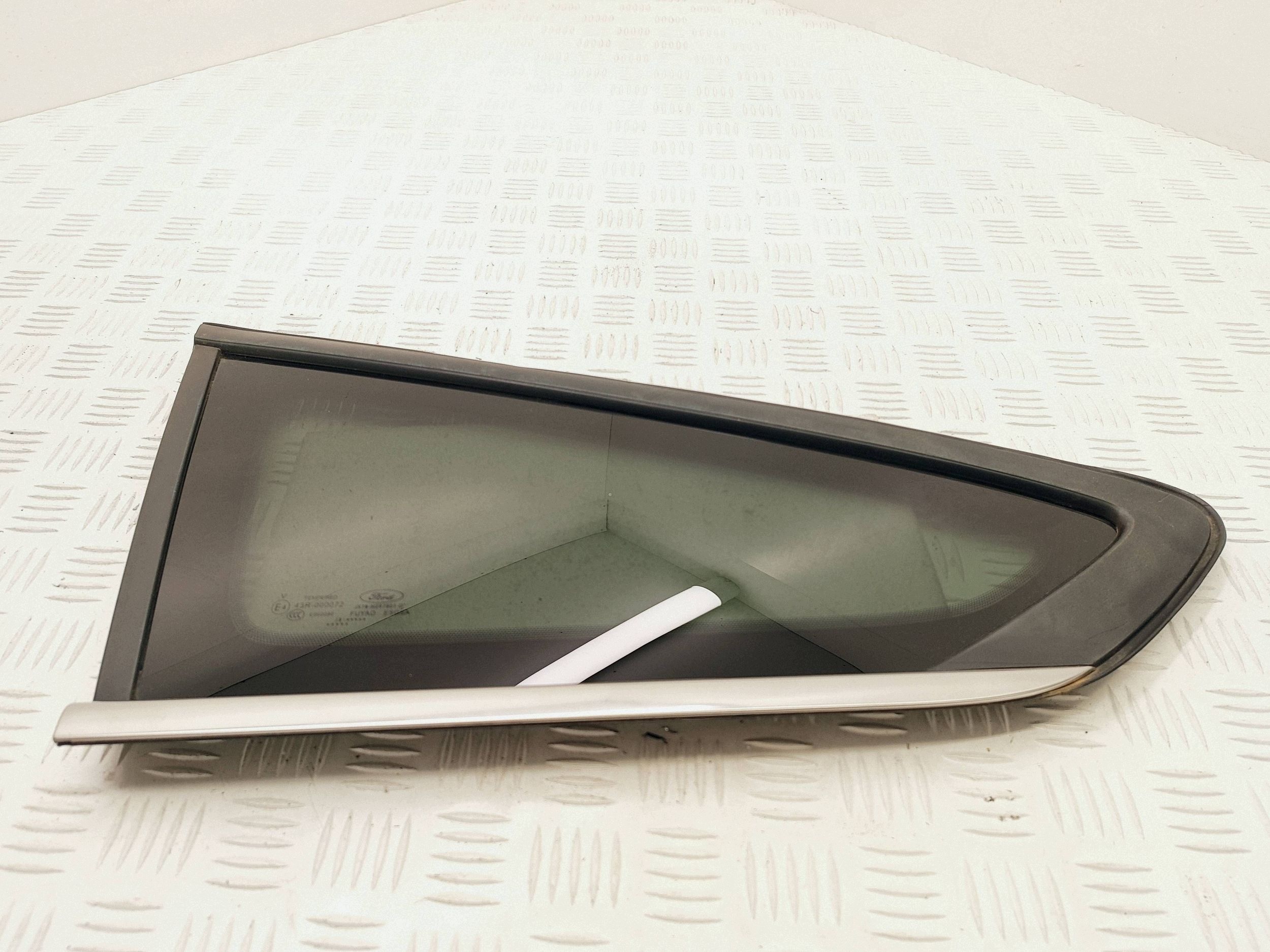 Linke Heckscheibe Citroën C5 Aircross OEM 43R000072 image 2
