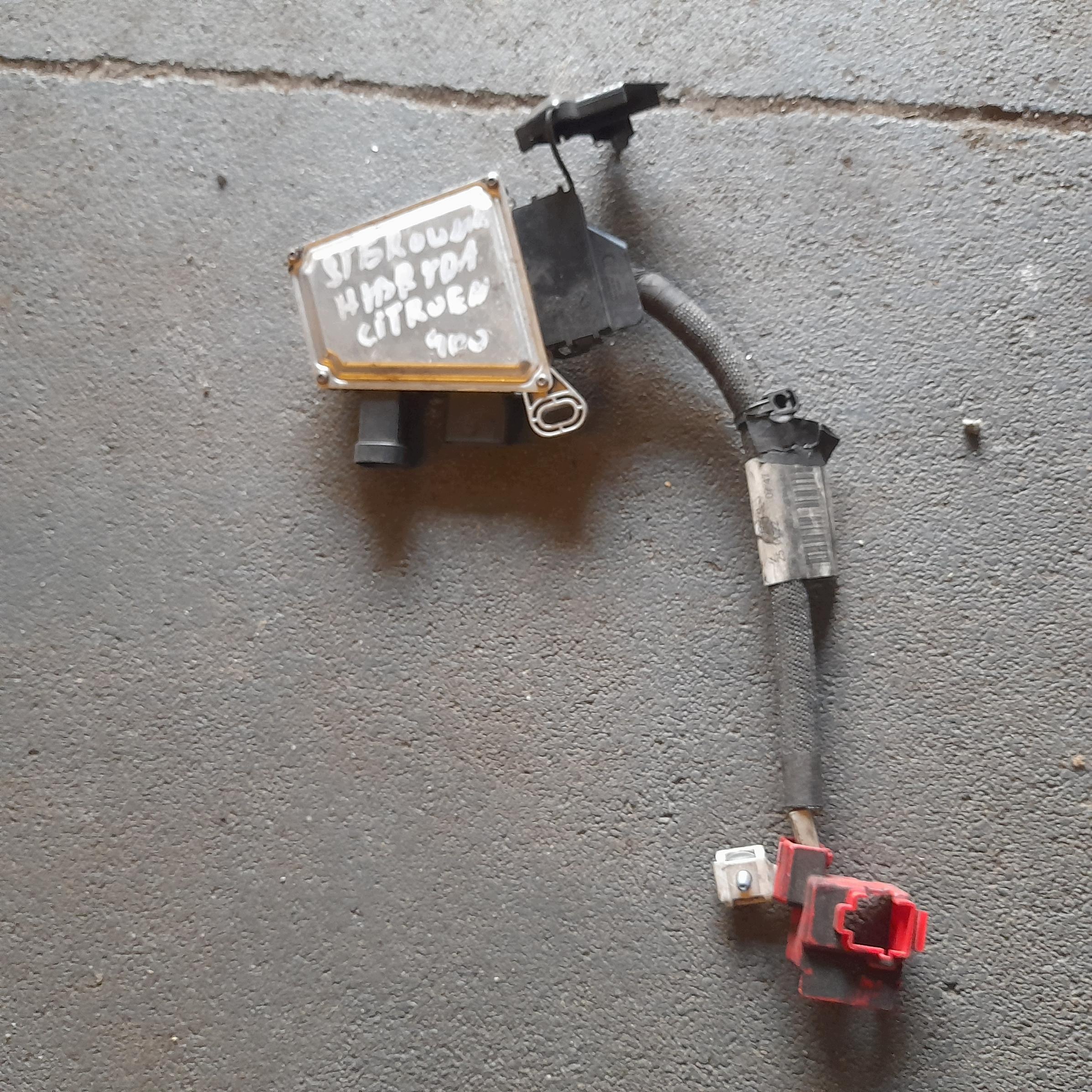 Módulo carga bateria Peugeot 308 III OEM 9849272280 image 2