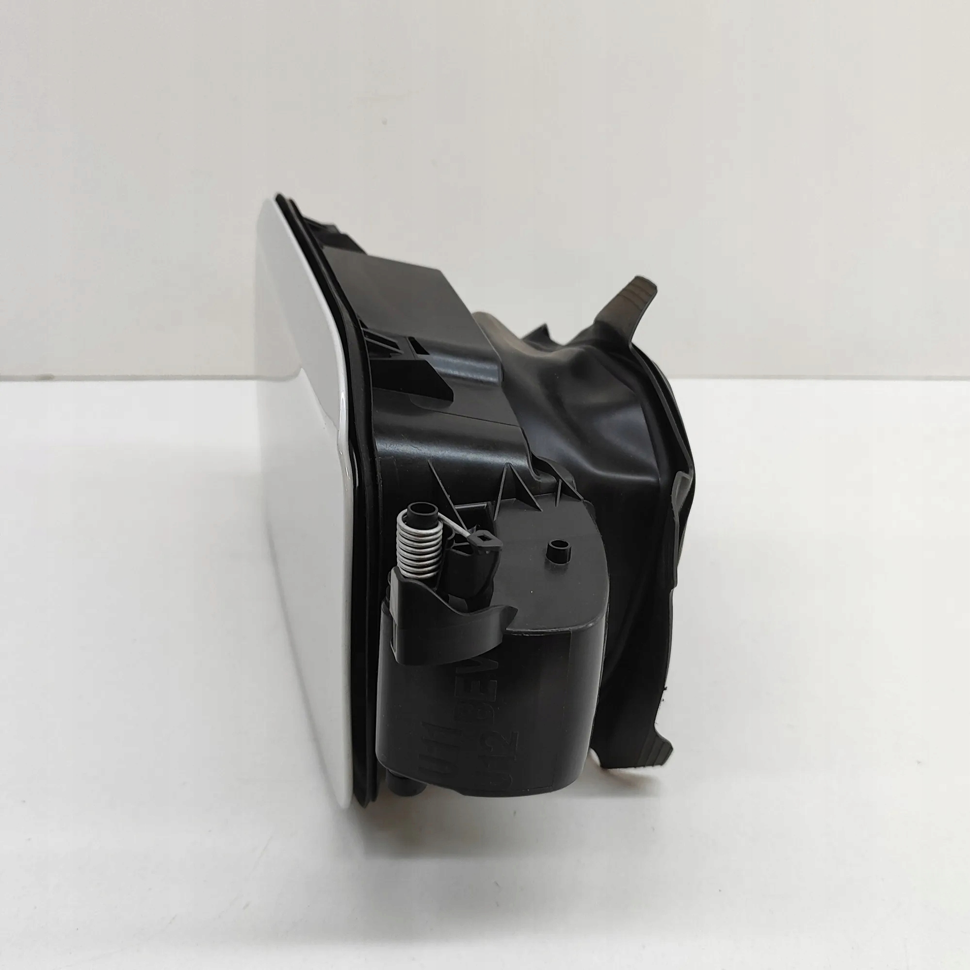 Polttoainesäiliön kansi OEM 9450859 BMW iX1 (U11 BEV)