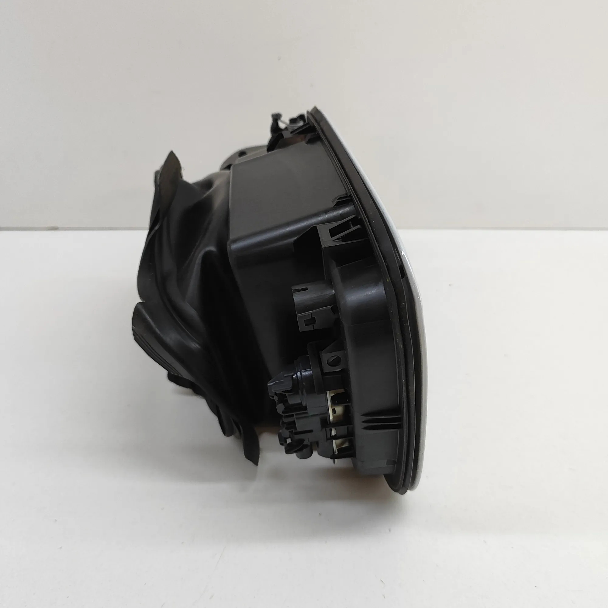 Tankdop OEM 9450859 voor BMW iX1 (U11 BEV) image 4